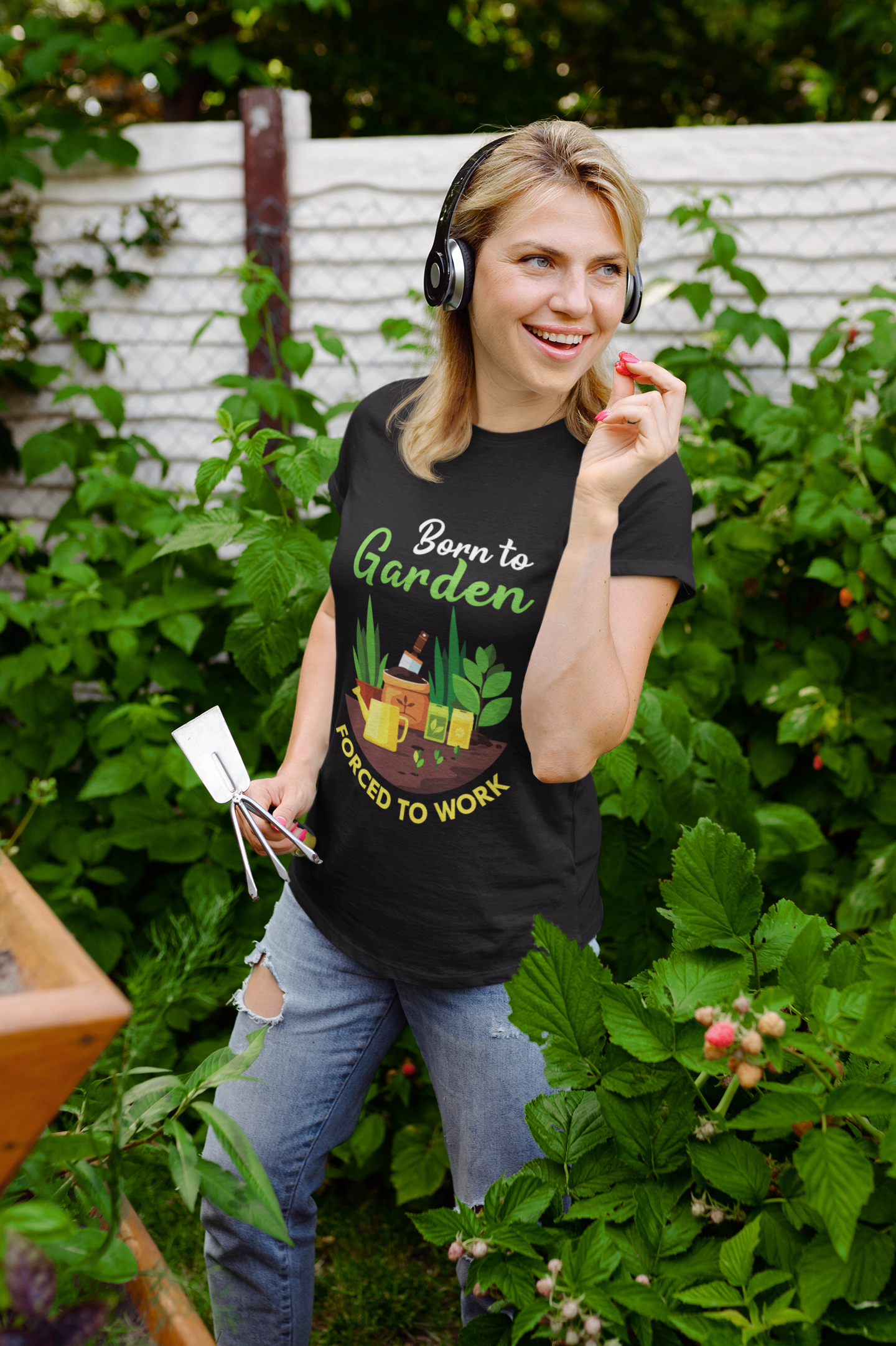 Born  to Garden - Women's T-Shirts