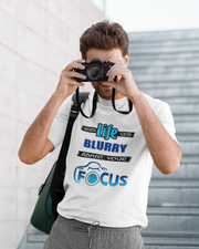 Adjust your focus - Men's T-Shirts